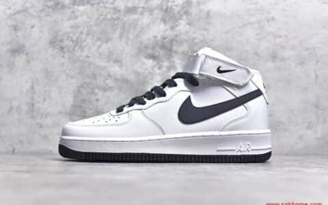 纯原空军 空军高帮板鞋 NIKE Air Force 1 AF1 MID 黑满天星配色 货号:366731-606