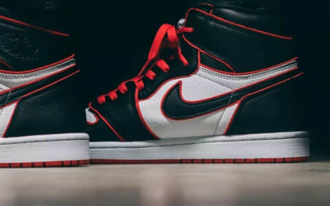 AJ1高帮新黑红 Air Jordan 1 买还是不买? 看完上脚演示再说!AJ1新黑红上脚实拍 货号:555088-062