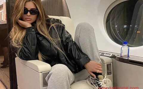 TS x Dunk SB哪里买的到 Travis Scott 前女友竟然也穿了!货号:CT5053-001