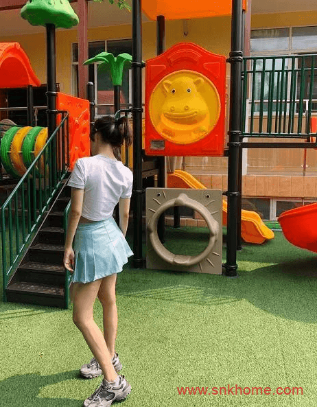 穿什么鞋好看 潮鞋要怎么穿,穿搭推荐,老爹鞋搭配技巧。小姐姐穿搭指南