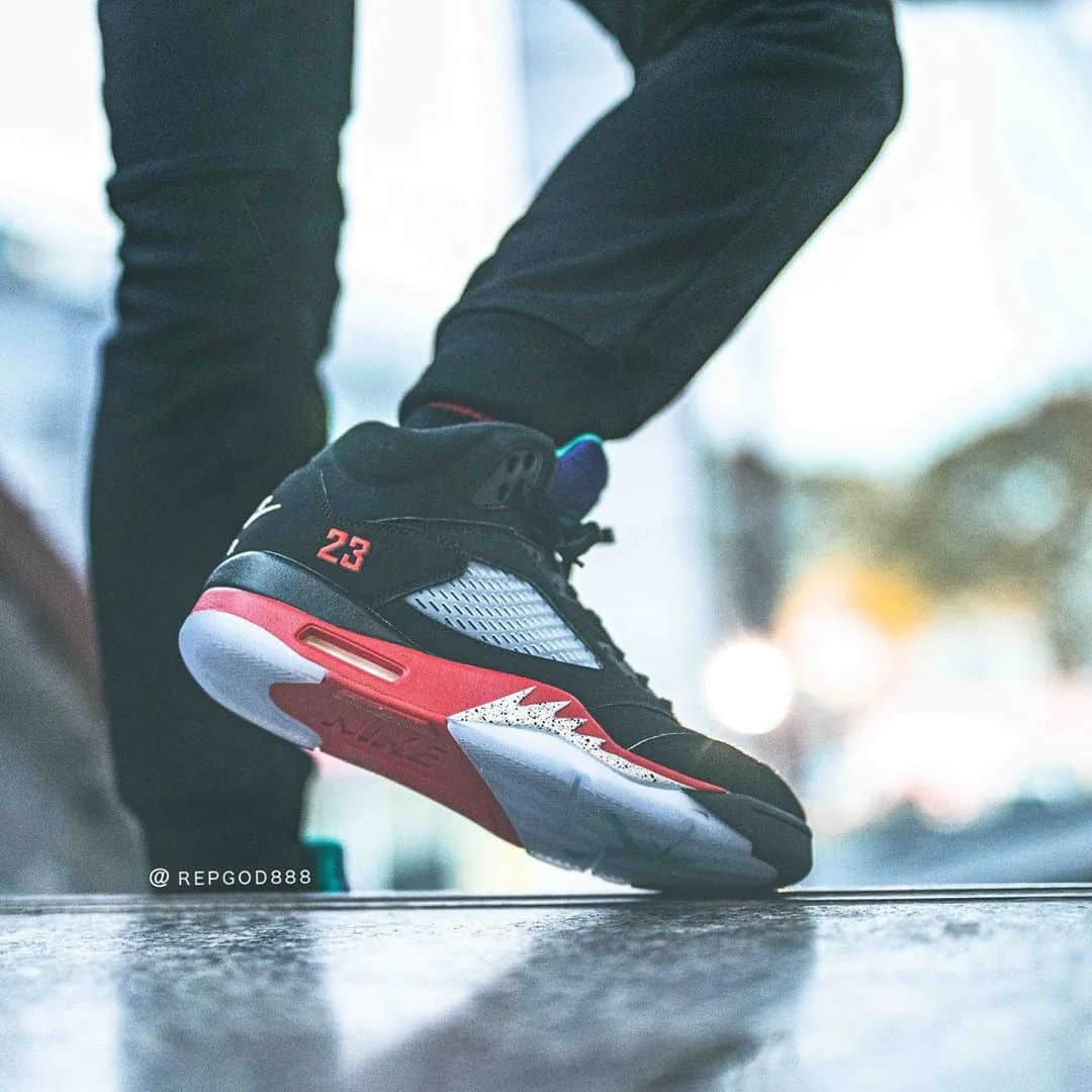 10b089bd2b070d2b9fb32d91420b4ed4