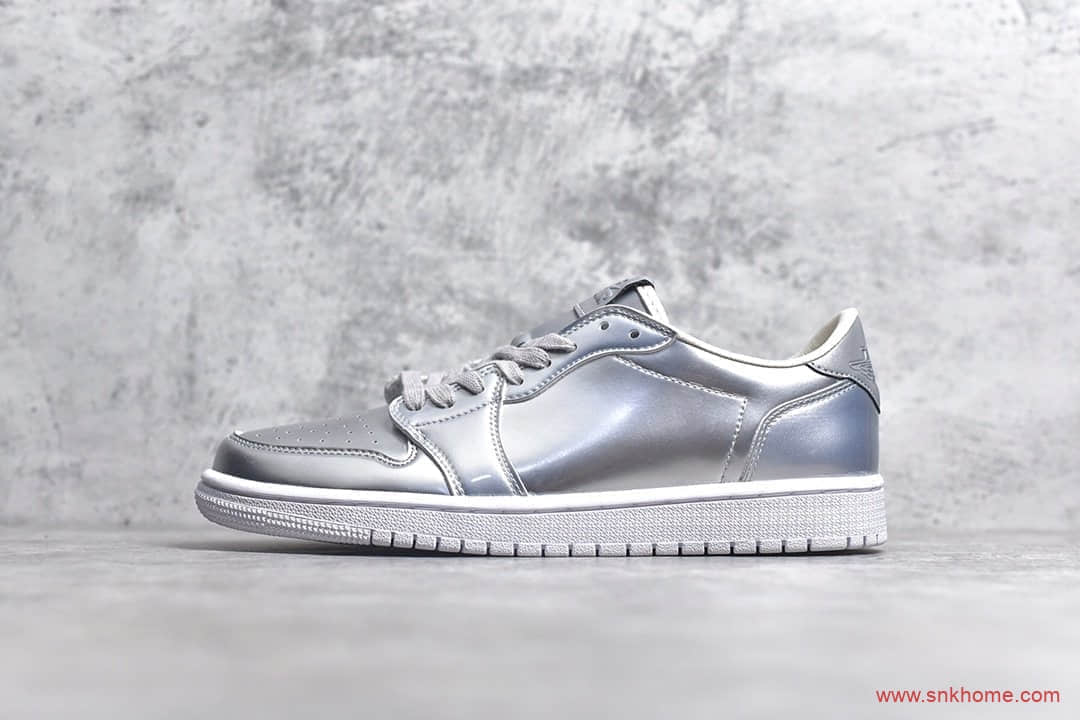 AJ1低帮液态银 Air Jordan 1 Low Pinnacle Metallic Silver 液态银 货号:852549-003