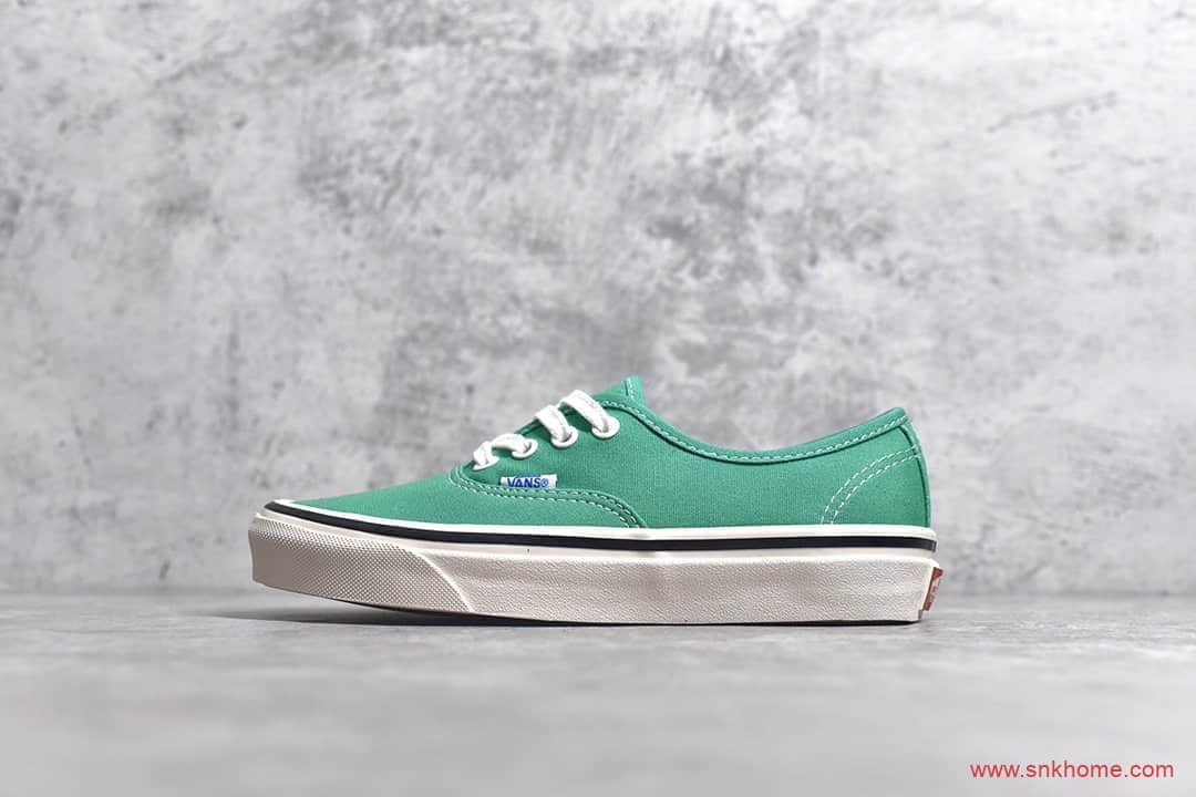 万斯一脚蹬 万斯安纳海姆 莞产万斯经典OG版本 Vans Authentic 44 DX 安纳海姆四孔 货号VN0A38ENVKZ