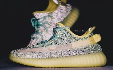 男生最值得入手的一款350V2 巴斯夫真爆 夜光满天星 Yeezy 350 V2 Boost “Yeezreel”  荧光绿 货号：FX4130