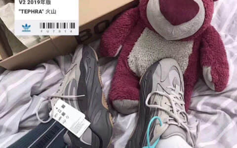 坎爷椰子 椰子700v2哪个配色上脚好看 adidas Yeezy Boost 700 V2 Tephra Raffles 椰子700v2火山灰上脚图