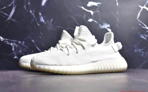 正品350V2跟莆田纯原版本的有区别吗 Adidas Yeezy Boost 350 V2 白冰淇淋实拍鉴赏 货号：CP9366