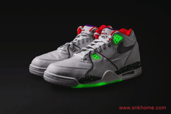 耐克Flight 耐克夜光配色 Nike Flight 89 “Planet of Hoops”  货号:CW2616-101