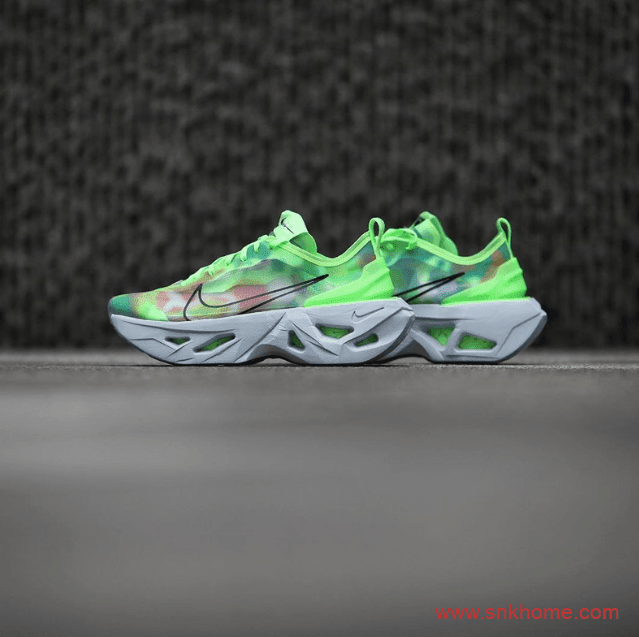 耐克扎染蝉翼鞋面 Nike ZoomX Vista Grind SP荧光绿、黑色新配色  货号:CT5770-300