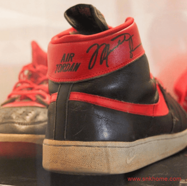 迈克乔丹亲自签名 Air Ship 1黑红禁穿 最经典OG篮球鞋会不会迎来复刻