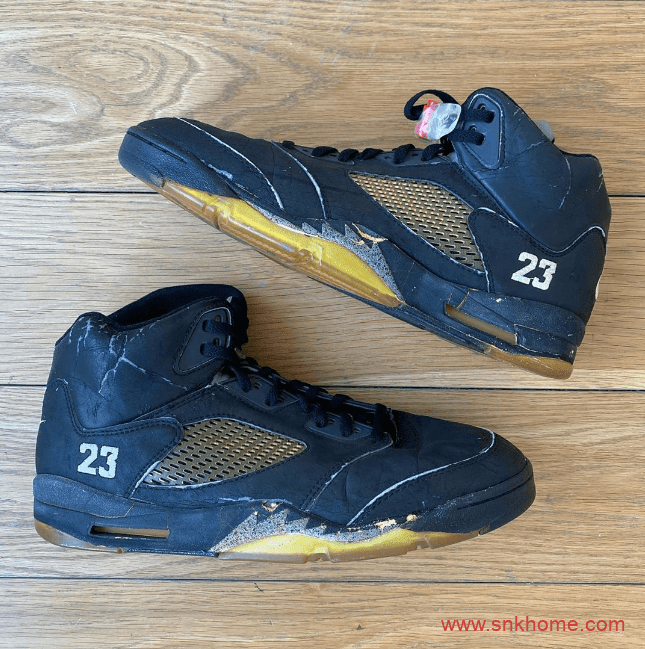 AJ4白水泥AJ5黑银AJ6白红 三双迈克乔丹亲着的AJ正代球鞋现在怎么样了