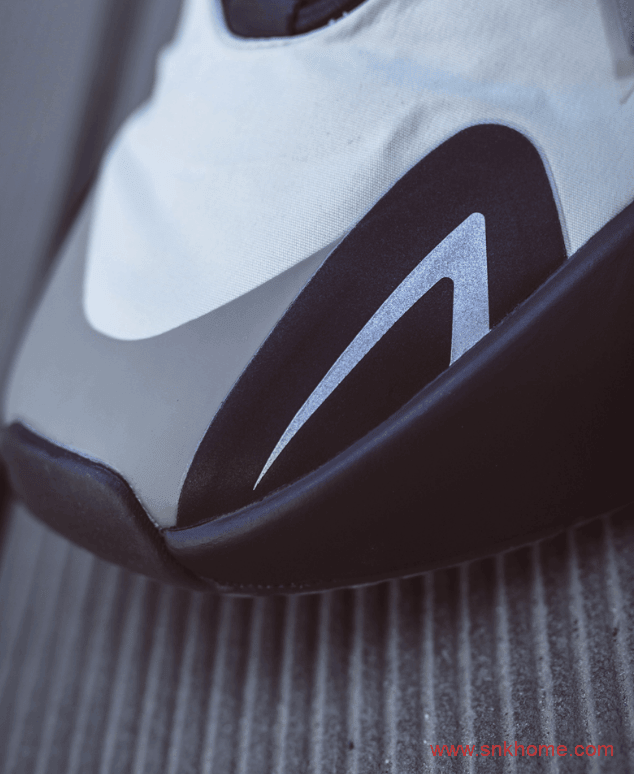 夏季透气椰子系列 Yeezy 700 MNVN骨白开箱测评 货号:FY3729