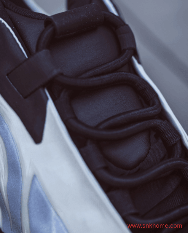 夏季透气椰子系列 Yeezy 700 MNVN骨白开箱测评 货号:FY3729