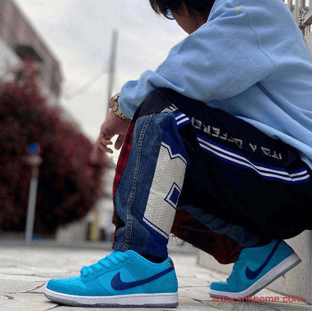 劳动节出游球鞋榜单 全都是椰子鞋 小湖人 Dunk SB Low “Laser Orange”也很香  货号:BQ6817-800