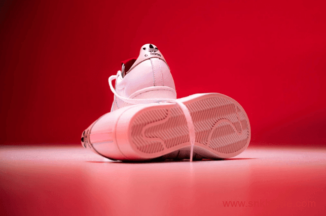 阿迪达斯复古贝壳头424联名款即将发售 424 x adidas Shelltoe  货号:FW7624