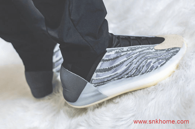 adidas Yeezy Basketball “Quantum” 椰子实战篮球鞋灰黑配色 货号:FZ4362