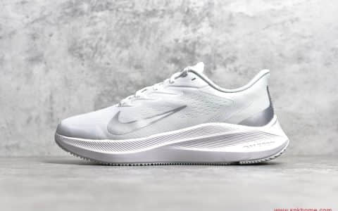 NIKE Air Zoom Winflo 耐克登月7代网面透气跑鞋 货号：CJ0291-005