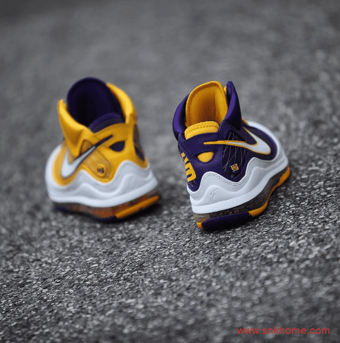 LeBron 7 PE规格 詹姆斯七代湖人鸳鸯配色实战篮球鞋发售价格