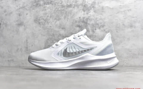 NIKE Downshifter 10 登月10代 耐克纯白透气跑鞋 货号:CI9981-100