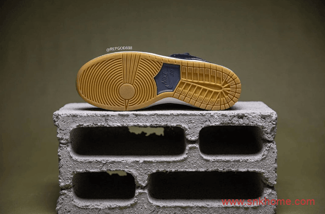 Nike SB Dunk Low PRM “Denim Gum” 耐克Dunk SB靛青色发售信息 货号：CV0316-400
