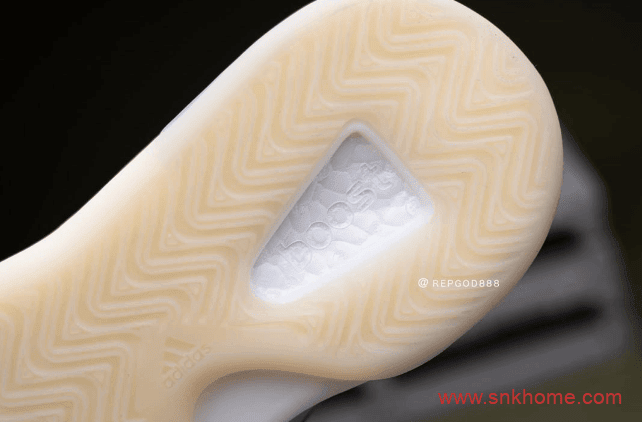 adidas Yeezy Quantum “Barium”  椰子黑白灰实战篮球鞋发售日期 货号：H68771