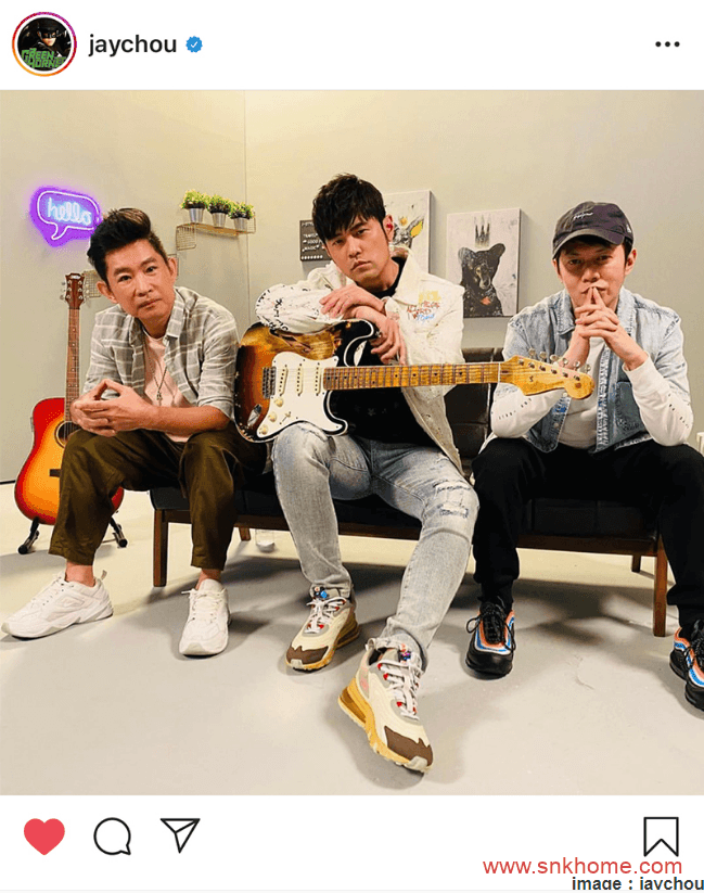 周杰伦同款耐克MAX270二代气垫TS联名款 周杰伦开启疯狂晒鞋模式