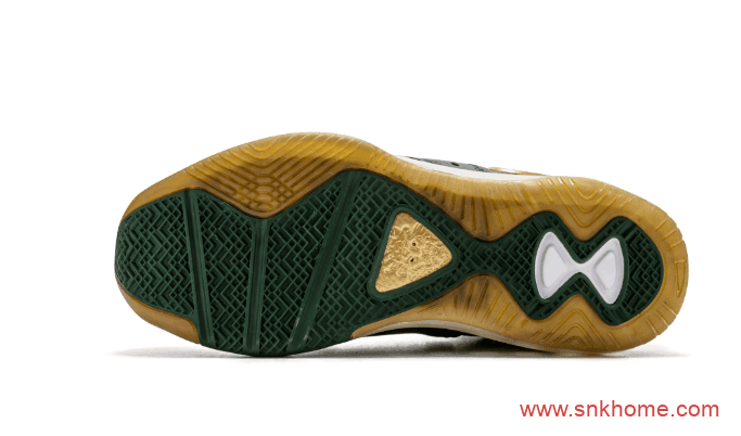 LeBron 8 SVSM 詹姆斯绿色篮球鞋 詹姆斯高中实战篮球鞋年底即将复刻