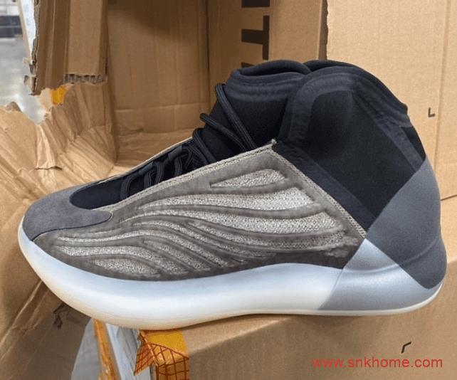 六月份发有四双椰子发售 Yeezy Boost 350 V2 “Zyon”  椰子白斑马再次复刻 货号:FZ1267