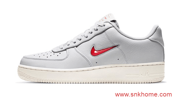 本周发售球鞋 Dunk SB新款 AJ11康扣以及空军刮刮乐同步发售 AJ11康扣货号:AH7860–100