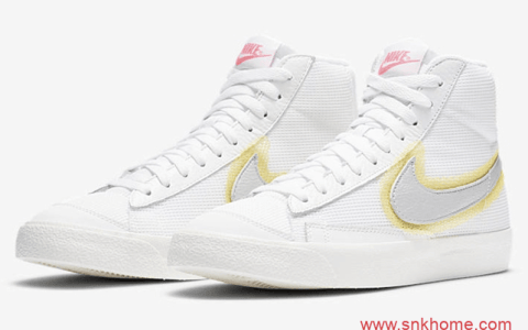 Nike Blazer Mid 77 Vintage 耐克开拓者晕染LOGO设计 耐克开拓者高帮女子板鞋 货号：CZ8105-100