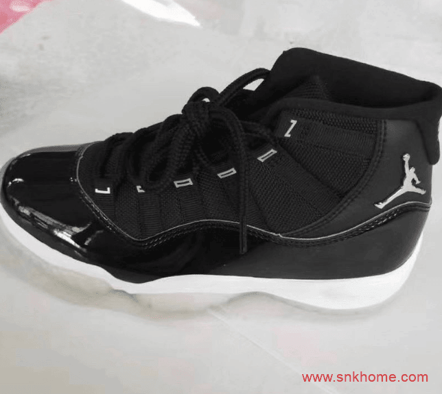 Air Jordan 11 “Silver Eyelets”  AJ11大魔王2.0实物图曝光 AJ11黑白大魔王发售日期 货号:CT8012-011
