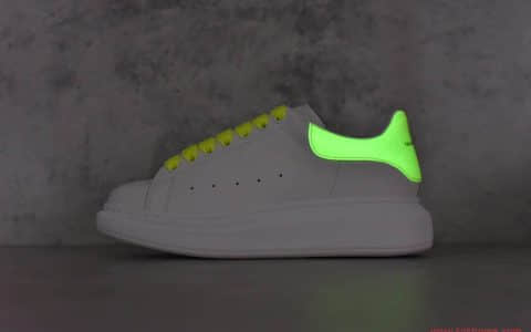 Alexander McQueen sole sneakers 亚历山大·麦昆小白鞋老爹鞋 麦昆格利特荧光黄
