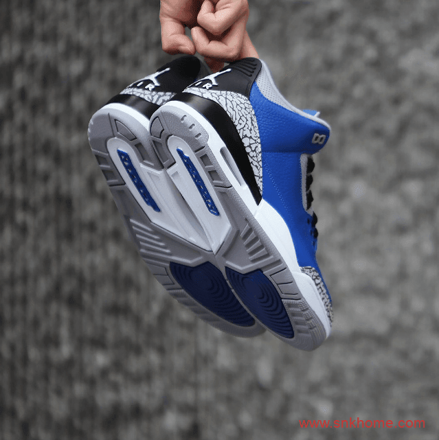 Air Jordan 3 “Varsity Royal” 黑蓝AJ3爆裂纹 AJ3皇家蓝经典复刻发售 货号:CT8532-400