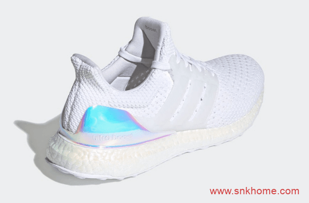 阿迪达斯UB经典跑鞋 adidas Ultra Boost Clima UB跑鞋黑白三色齐出 货号:FZ2876(白色) / FZ2875(黑色) / FZ2874(蓝色)