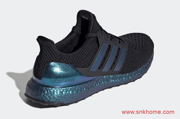 阿迪达斯UB经典跑鞋 adidas Ultra Boost Clima UB跑鞋黑白三色齐出 货号:FZ2876(白色) / FZ2875(黑色) / FZ2874(蓝色)