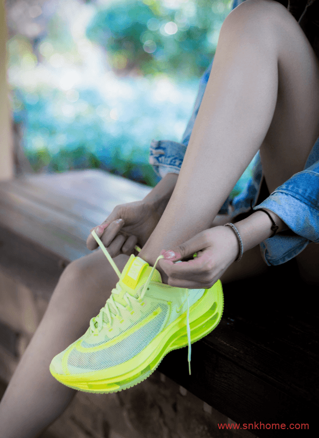 耐克八块气垫 耐克双层气垫 Nike Zoom Double Stacked 耐克顶级神鞋荧光绿跑鞋发售日期 货号:CI0804-700 / CI0804-001