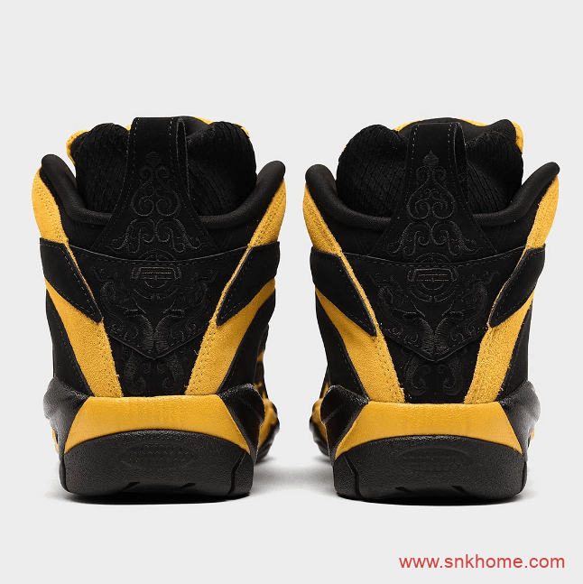 奥尼尔年轮球鞋李小龙配色 Reebok Shaqnosis “Shaq Fu” 锐步黑黄实战篮球鞋发售日期 货号:FX3343