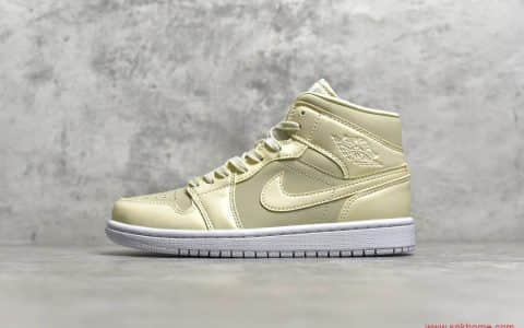 AJ1中帮变色龙 Air Jordan 1 Mid CJ纯原版本AJ1中帮鹅毛黄柠檬女款 货号：CK6587-200