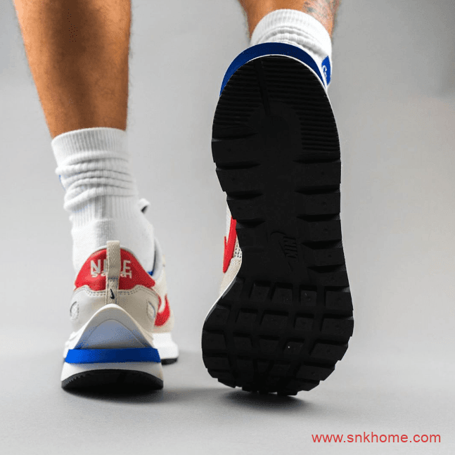 sacai x Nike新联名 sacai x Nike VaporWaffle灰白色鞋面红黑双勾发售日期 货号:CV1363-100