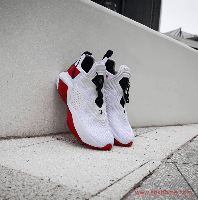 NIKELeBron Soldier 14 Hare 詹姆斯白红球鞋兔八哥配色 USA 美国队配色官图释出 货号:CK6047-001