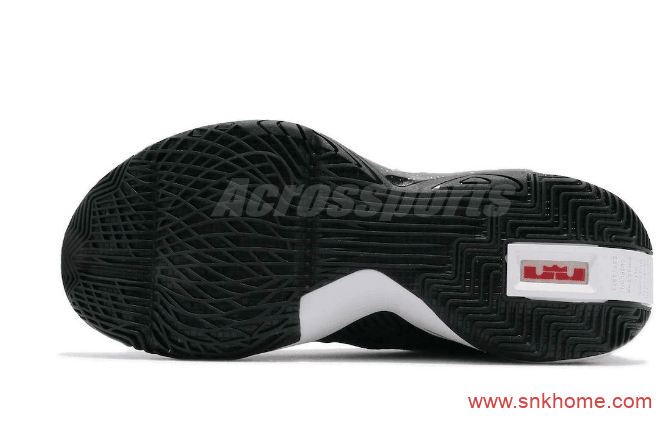 耐克詹姆斯熊猫色球鞋 Nike LeBron Soldier 14 詹姆斯14代战靴发售日期 货号:CK6047-002