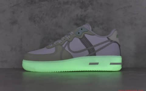 耐克空军蝉翼薄荷夜绿 Nike Air Force 1 React 空军瑞亚夜光底 货号：CQ8879-111