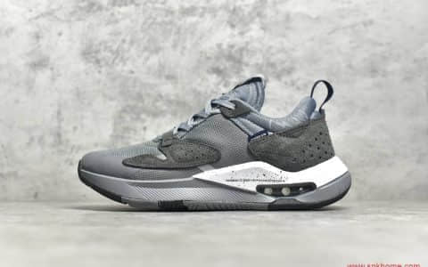 乔丹藤原浩联名灰色跑鞋 Fragment Design x Jordan Air Cadence 乔丹缓震球鞋 货号：CV1761-015