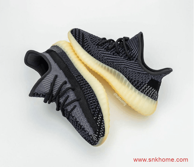 椰子350V2又有新配色 adidas Yeezy Boost 350 V2 “Asriel”全新黑白蓝配色实物图 货号:FZ5000