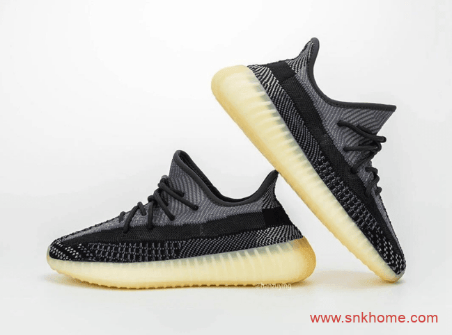 椰子350V2又有新配色 adidas Yeezy Boost 350 V2 “Asriel”全新黑白蓝配色实物图 货号:FZ5000