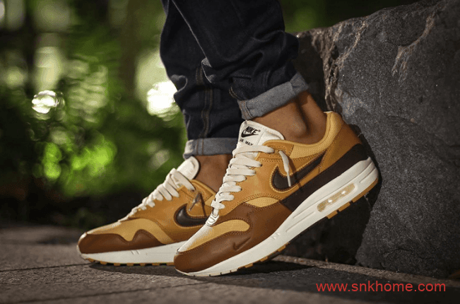 Nike Air Max 1 “SNKRS Day” 耐克SNKRS三周年纪念款两款MAX1新配色发售日期 货号：DA4302-700/DA4300-100