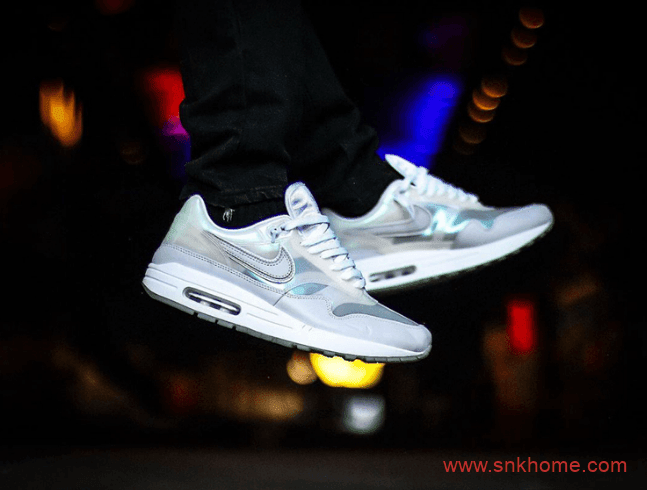 Nike Air Max 1 “SNKRS Day” 耐克SNKRS三周年纪念款两款MAX1新配色发售日期 货号：DA4302-700/DA4300-100
