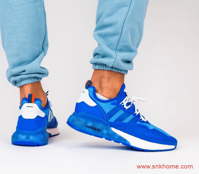 阿迪达斯ZX 2K顶级电竞主播联名Ninja x adidas ZX 2K Boost 阿迪达斯蓝色跑鞋上脚图 货号:FZ1883