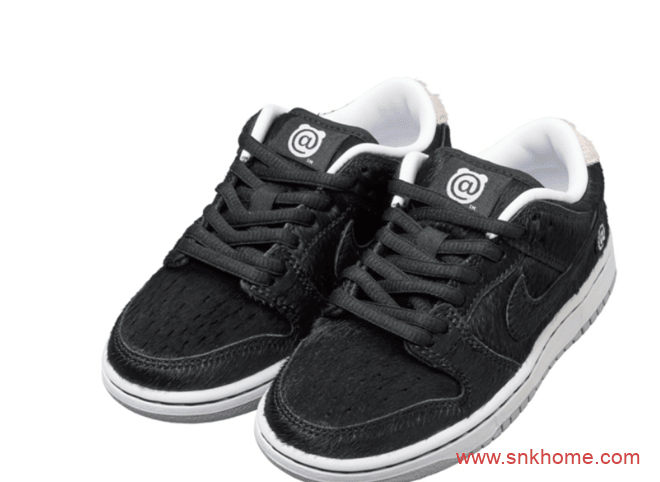 耐克积木熊联名黑色马毛 Medicom Toy x Nike SB Dunk Low “BE@RBRICK”积木熊 Dunk SB Low 货号:CZ5127-001