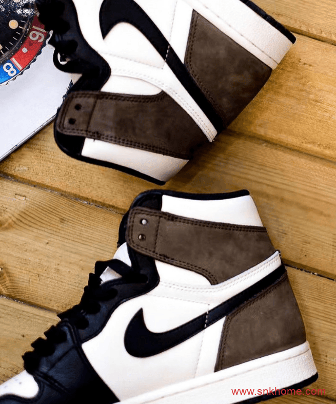 AJ1黑脚趾小倒钩 Air Jordan 1 High OG “Dark Mocha”实物图 AJ1白黑棕色发售日期 货号:555088-105