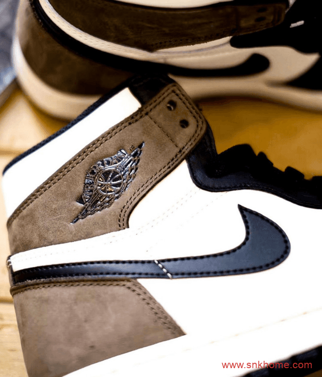 AJ1黑脚趾小倒钩 Air Jordan 1 High OG “Dark Mocha”实物图 AJ1白黑棕色发售日期 货号:555088-105